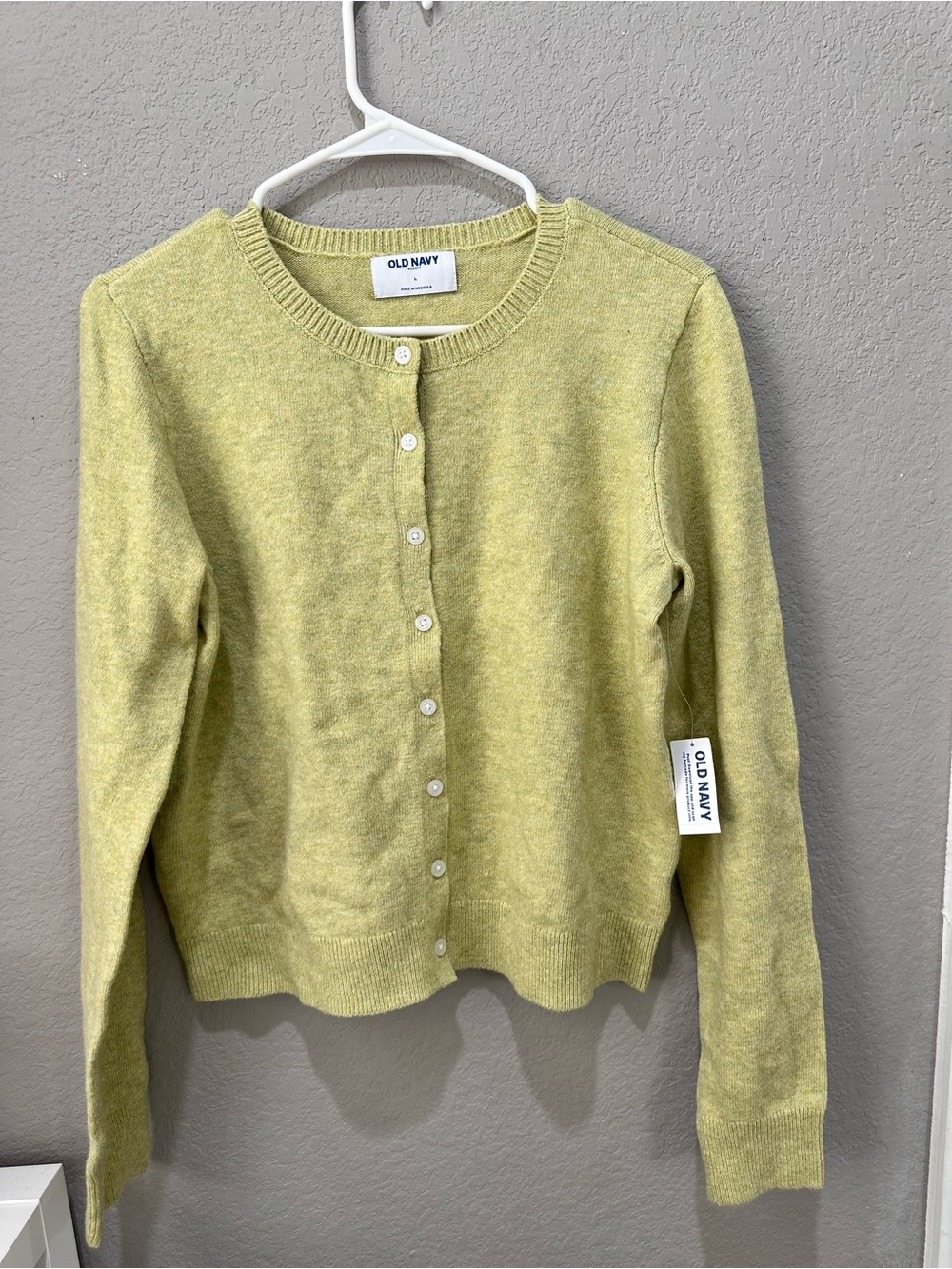 NWT Old Navy SoSoft Pistachio Green Button Cardigan Sweater Large